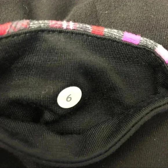 LULULEMON Colorful Waist Band Cropped Black Pants - Picture 6 of 6